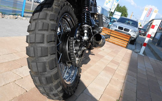 Umgebautes Motorrad Triumph Scrambler von Triumph Service Hamburg Nord - Bild 3