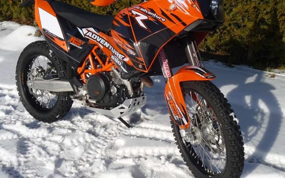 Umgebautes Motorrad KTM 690 Enduro R von Bräuer Motorradsport KG - Bild 2 Umgebautes Motorrad KTM 690 Enduro R von Bräuer Motorradsport KG - Bild 2
