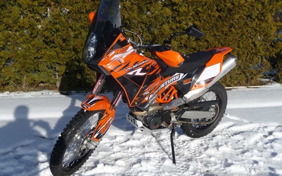 Umgebautes Motorrad KTM 690 Enduro R von Bräuer Motorradsport KG - Bild 4 Umgebautes Motorrad KTM 690 Enduro R von Bräuer Motorradsport KG - Bild 4