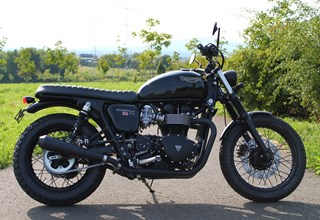 Triumph Bonneville T100 Black