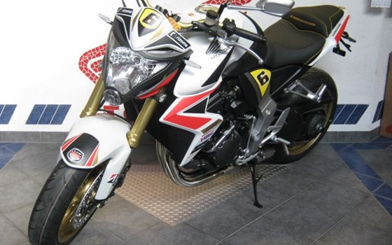 Umgebautes Motorrad Honda CB 1000 R von Motorrad Kreiselmeyer GmbH - Bild 4 Umgebautes Motorrad Honda CB 1000 R von Motorrad Kreiselmeyer GmbH - Bild 4