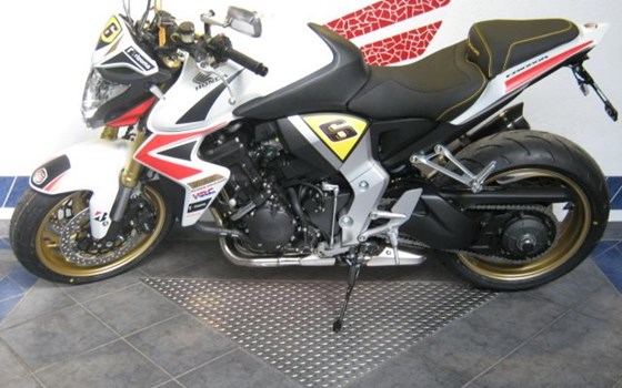 Umgebautes Motorrad Honda CB 1000 R von Motorrad Kreiselmeyer GmbH - Bild 6 Umgebautes Motorrad Honda CB 1000 R von Motorrad Kreiselmeyer GmbH - Bild 6