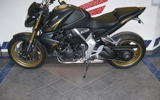 Umgebautes Motorrad Honda CB 1000 R von Motorrad Kreiselmeyer GmbH - Bild 7 Umgebautes Motorrad Honda CB 1000 R von Motorrad Kreiselmeyer GmbH - Bild 7