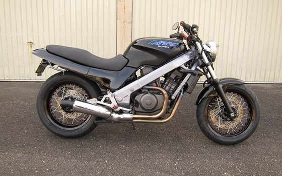Umgebautes Motorrad Honda NTV 650 Revere von gonzomat - Bild 1 Umgebautes Motorrad Honda NTV 650 Revere von gonzomat - Bild 1