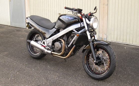 Umgebautes Motorrad Honda NTV 650 Revere von gonzomat - Bild 2 Umgebautes Motorrad Honda NTV 650 Revere von gonzomat - Bild 2