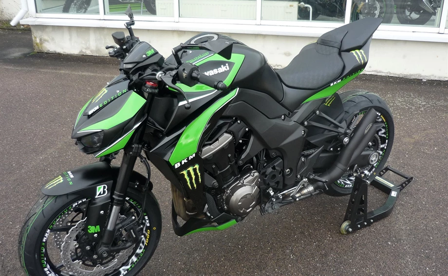 Umbgebautes Motorrad Kawasaki Z1000 Bild 1: Umbgebautes Motorrad Kawasaki Z1000