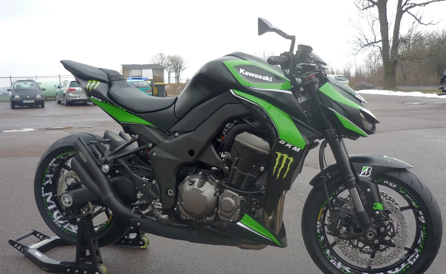 Umbgebautes Motorrad Kawasaki Z1000 Bild 5: Umbgebautes Motorrad Kawasaki Z1000