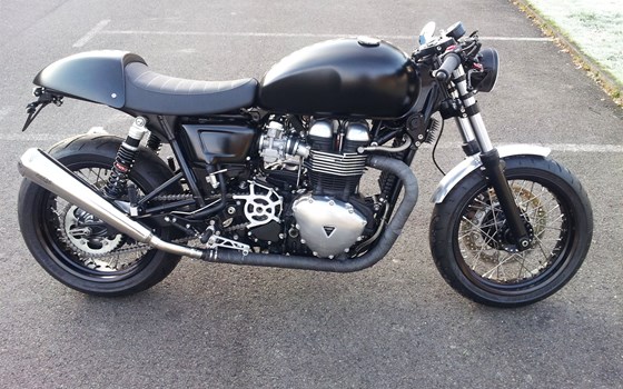 Umgebautes Motorrad Triumph Thruxton von Motorradhaus Löhmer GmbH - Bild 2 Umgebautes Motorrad Triumph Thruxton von Motorradhaus Löhmer GmbH - Bild 2