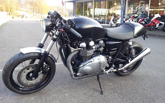 Umgebautes Motorrad Triumph Thruxton von Motorradhaus Löhmer GmbH - Bild 4 Umgebautes Motorrad Triumph Thruxton von Motorradhaus Löhmer GmbH - Bild 4