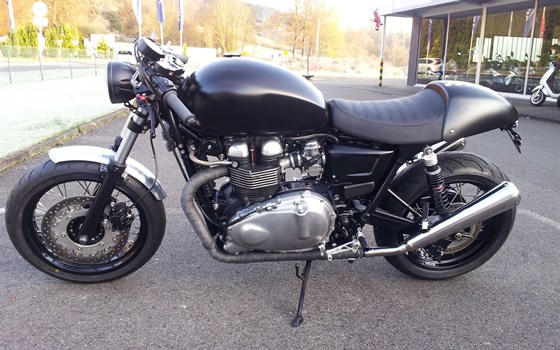 Umgebautes Motorrad Triumph Thruxton von Motorradhaus Löhmer GmbH - Bild 5 Umgebautes Motorrad Triumph Thruxton von Motorradhaus Löhmer GmbH - Bild 5