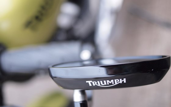 Umgebautes Motorrad Triumph Thruxton von Q-Bike Technik GmbH - Bild 7 Umgebautes Motorrad Triumph Thruxton von Q-Bike Technik GmbH - Bild 7