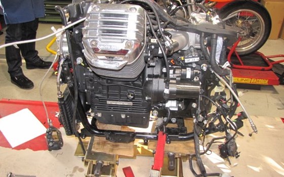 Umgebautes Motorrad Moto Guzzi California 1400 Custom von HK-Technik Kemeter OG - Bild 5 Umgebautes Motorrad Moto Guzzi California 1400 Custom von HK-Technik Kemeter OG - Bild 5
