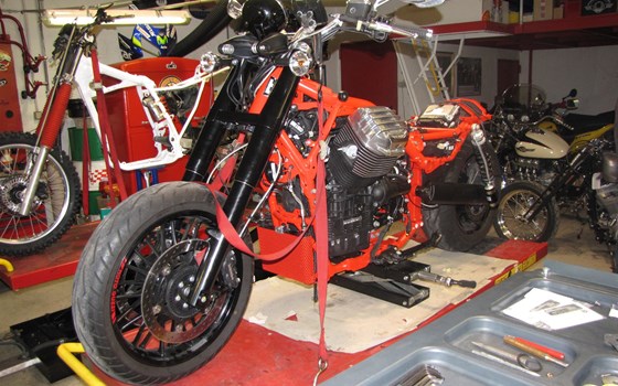 Umgebautes Motorrad Moto Guzzi California 1400 Custom von HK-Technik Kemeter OG - Bild 7 Umgebautes Motorrad Moto Guzzi California 1400 Custom von HK-Technik Kemeter OG - Bild 7