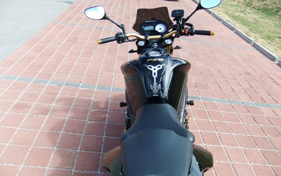 Umgebautes Motorrad Yamaha FZ-8N von TheChris - Bild 2 Umgebautes Motorrad Yamaha FZ-8N von TheChris - Bild 2