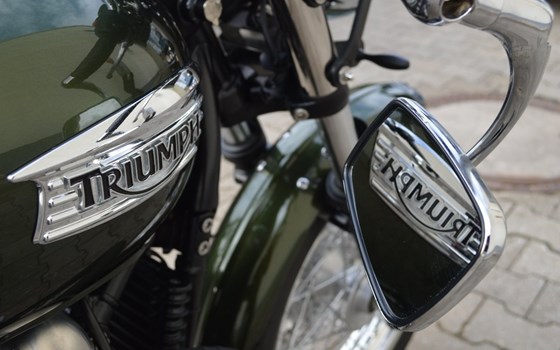 Umgebautes Motorrad Triumph Thruxton von TRIUMPH Chemnitz Böttger und Budach OHG - Bild 6 Umgebautes Motorrad Triumph Thruxton von TRIUMPH Chemnitz Böttger und Budach OHG - Bild 6