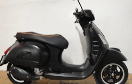 Vespa GTS 125 i.e. Super Sport Custom Bike Vespa GTS 125 i.e. Super Sport Custom Bike