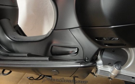 Umgebautes Motorrad Vespa GTS 125 i.e. Super Sport von Jahelka Zweirad GmbH - Bild 10 Umgebautes Motorrad Vespa GTS 125 i.e. Super Sport von Jahelka Zweirad GmbH - Bild 10