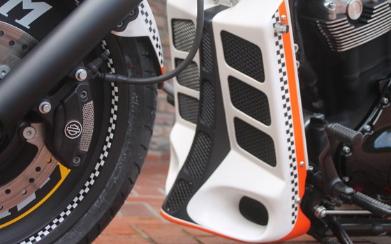 Umgebautes Motorrad Harley-Davidson V-Rod Night Rod VRSCD von X-Trem Custombikes - Bild 8 Umgebautes Motorrad Harley-Davidson V-Rod Night Rod VRSCD von X-Trem Custombikes - Bild 8