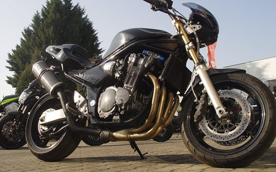 Umgebautes Motorrad Suzuki Bandit 1200 von UGT-Bikes - Bild 5 Umgebautes Motorrad Suzuki Bandit 1200 von UGT-Bikes - Bild 5