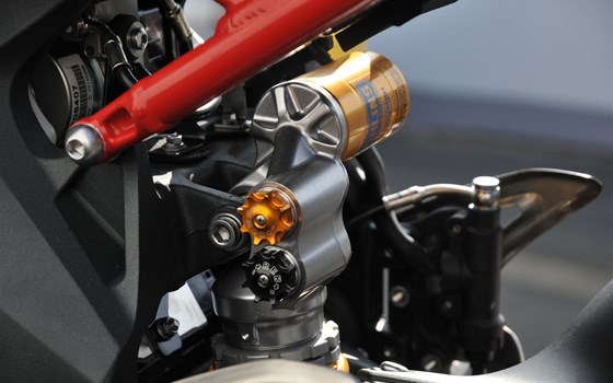 Umgebautes Motorrad Triumph Speed Triple R von Motorrad Reinhardt GmbH - Bild 9 Umgebautes Motorrad Triumph Speed Triple R von Motorrad Reinhardt GmbH - Bild 9