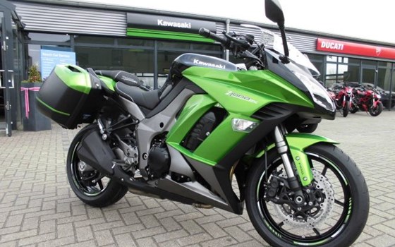 Umgebautes Motorrad Kawasaki Z1000SX von Team Wahlers GmbH - Bild 1 Umgebautes Motorrad Kawasaki Z1000SX von Team Wahlers GmbH - Bild 1