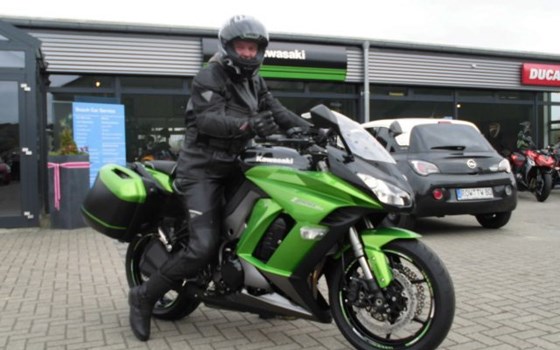 Umgebautes Motorrad Kawasaki Z1000SX von Team Wahlers GmbH - Bild 4 Umgebautes Motorrad Kawasaki Z1000SX von Team Wahlers GmbH - Bild 4