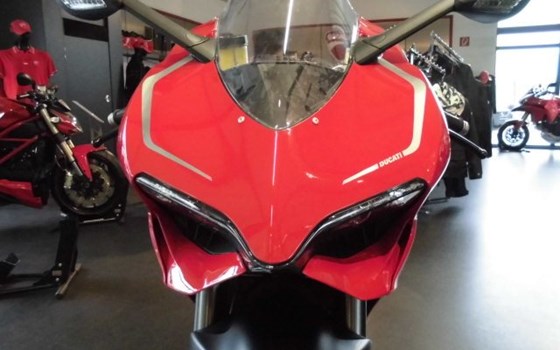 Umgebautes Motorrad Ducati 899 Panigale von Team Wahlers GmbH - Bild 6 Umgebautes Motorrad Ducati 899 Panigale von Team Wahlers GmbH - Bild 6
