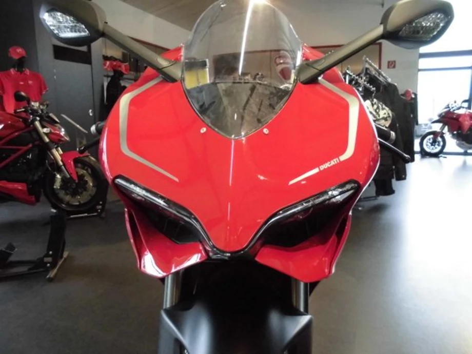 Umbgebautes Motorrad Ducati 899 Panigale Bild 6: Umbgebautes Motorrad Ducati 899 Panigale