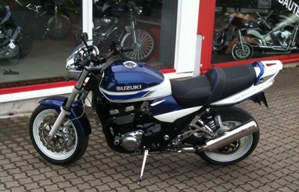 Suzuki GSX 1400 Custom Bike Suzuki GSX 1400 Custom Bike