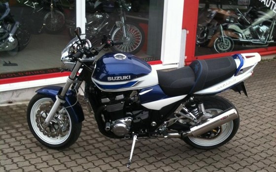 Umgebautes Motorrad Suzuki GSX 1400 von Short-Neck - Bild 1 Umgebautes Motorrad Suzuki GSX 1400 von Short-Neck - Bild 1