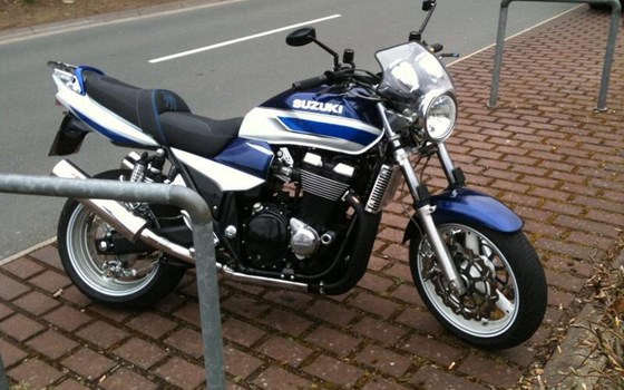 Umgebautes Motorrad Suzuki GSX 1400 von Short-Neck - Bild 3 Umgebautes Motorrad Suzuki GSX 1400 von Short-Neck - Bild 3