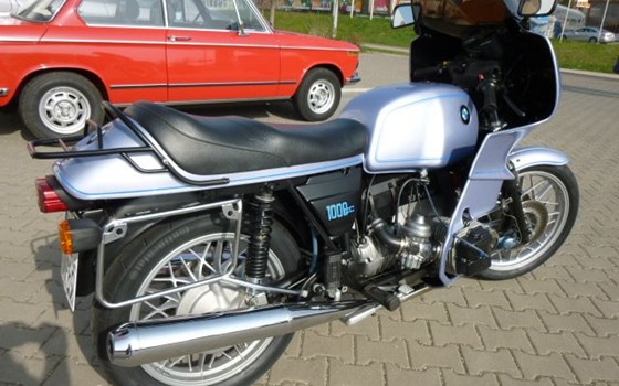 Umgebautes Motorrad BMW R 100 RS von Motorradsport Feil GmbH - Bild 2 Umgebautes Motorrad BMW R 100 RS von Motorradsport Feil GmbH - Bild 2