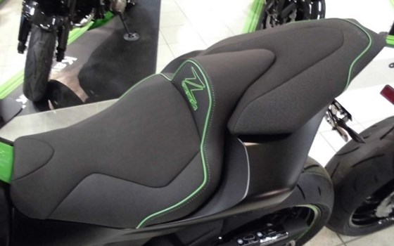 Umgebautes Motorrad Kawasaki Z1000 von Team Wahlers GmbH - Bild 10 Umgebautes Motorrad Kawasaki Z1000 von Team Wahlers GmbH - Bild 10
