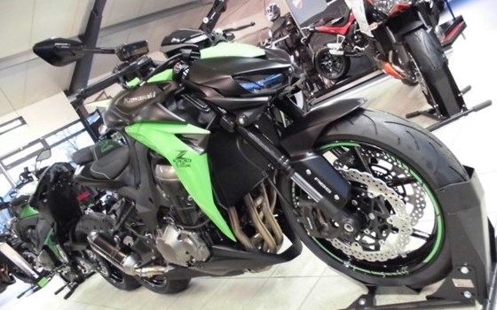 Umgebautes Motorrad Kawasaki Z1000 von Team Wahlers GmbH - Bild 7 Umgebautes Motorrad Kawasaki Z1000 von Team Wahlers GmbH - Bild 7