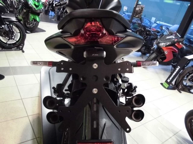 Umbgebautes Motorrad Kawasaki Z1000 Bild 10: Umbgebautes Motorrad Kawasaki Z1000