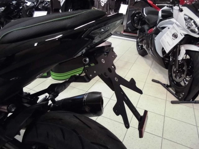 Umbgebautes Motorrad Kawasaki Z 800 Bild 6: Umbgebautes Motorrad Kawasaki Z 800