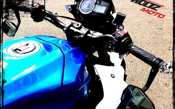 Umgebautes Motorrad Suzuki GSX-R 1000 von Moto Studio Thomas Holtz - Bild 3 Umgebautes Motorrad Suzuki GSX-R 1000 von Moto Studio Thomas Holtz - Bild 3