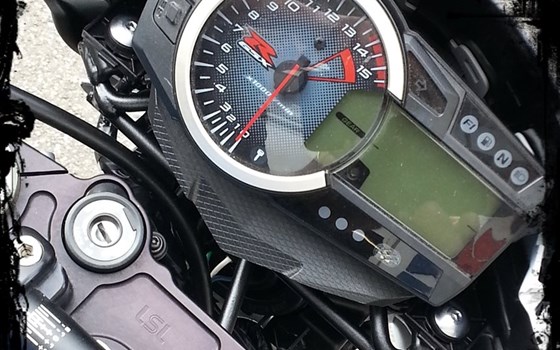 Umgebautes Motorrad Suzuki GSX-R 1000 von Moto Studio Thomas Holtz - Bild 7 Umgebautes Motorrad Suzuki GSX-R 1000 von Moto Studio Thomas Holtz - Bild 7