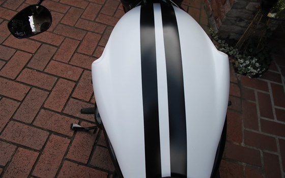 Umgebautes Motorrad Harley-Davidson Night Rod Special VRSCDX von X-Trem Custombikes - Bild 8 Umgebautes Motorrad Harley-Davidson Night Rod Special VRSCDX von X-Trem Custombikes - Bild 8
