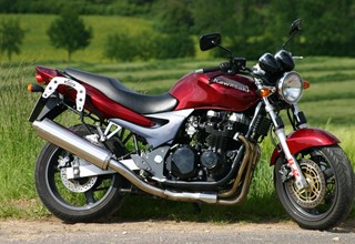 Kawasaki ZR-7