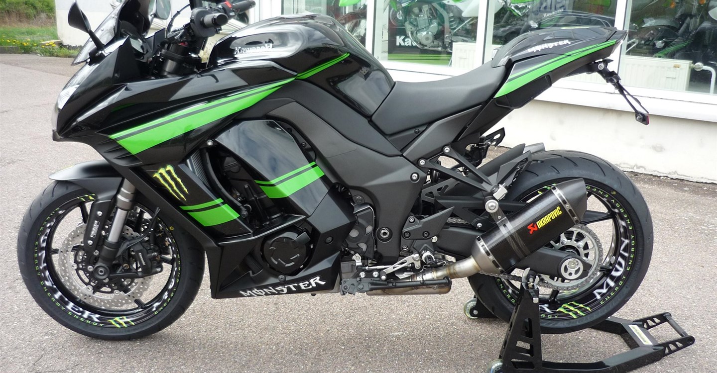 Umbgebautes Motorrad Kawasaki Z1000SX