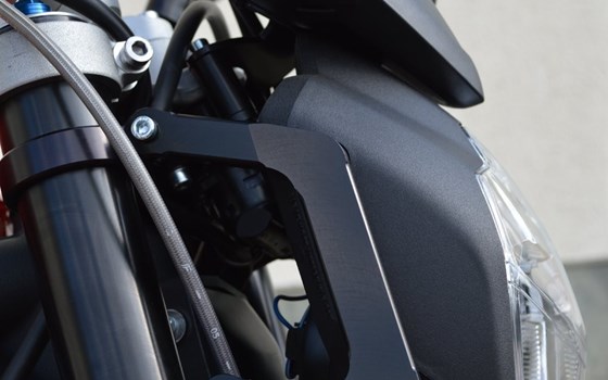 Umgebautes Motorrad Triumph Street Triple 675 R von TRIUMPH Chemnitz Böttger und Budach OHG - Bild 3 Umgebautes Motorrad Triumph Street Triple 675 R von TRIUMPH Chemnitz Böttger und Budach OHG - Bild 3