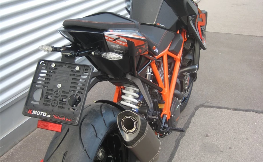 Umbgebautes Motorrad KTM 1290 Super Duke R Bild 5: Umbgebautes Motorrad KTM 1290 Super Duke R