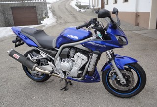 Yamaha FZS 1000 Fazer Yamaha FZS 1000 Fazer