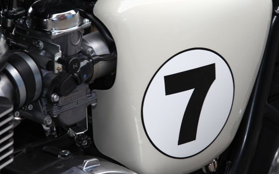 Umgebautes Motorrad Triumph Scrambler von Q-Bike Technik GmbH - Bild 8 Umgebautes Motorrad Triumph Scrambler von Q-Bike Technik GmbH - Bild 8