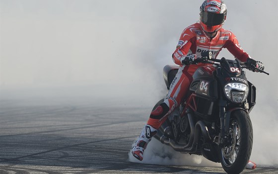 Umgebautes Motorrad Ducati Streetfighter 848 von 1000PS-Musterhändler - Bild 3