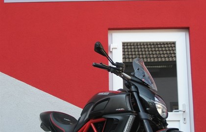 Ducati Diavel Carbon Custom Bike Ducati Diavel Carbon Custom Bike