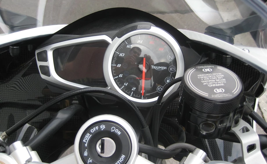 Umbgebautes Motorrad Triumph Daytona 675 R Bild 7: Umbgebautes Motorrad Triumph Daytona 675 R