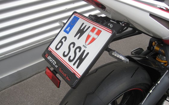 Umgebautes Motorrad Triumph Daytona 675 R von IL MOTO  Motorradhandel und Reparaturwerkstätte GesmbH - Bild 8 Umgebautes Motorrad Triumph Daytona 675 R von IL MOTO  Motorradhandel und Reparaturwerkstätte GesmbH - Bild 8