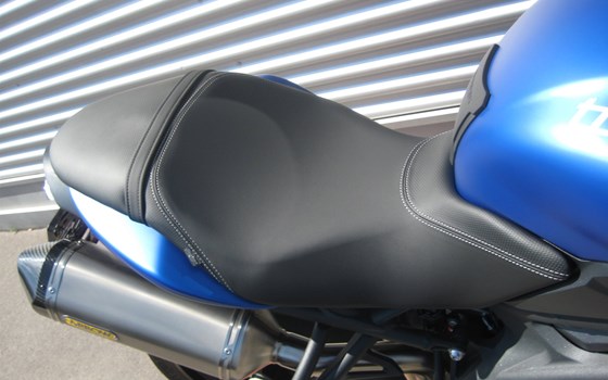 Umgebautes Motorrad Triumph Speed Triple 1050 von IL MOTO  Motorradhandel und Reparaturwerkstätte GesmbH - Bild 7 Umgebautes Motorrad Triumph Speed Triple 1050 von IL MOTO  Motorradhandel und Reparaturwerkstätte GesmbH - Bild 7